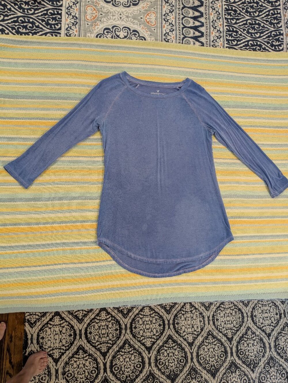 🛍️ BUNDLE ONLY • American Eagle Blue 3/4 Sleeve tee size XS